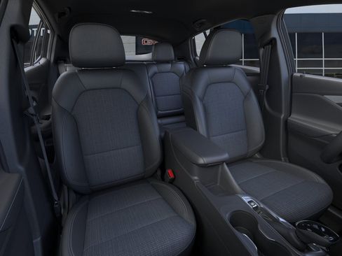 Certified 2025 Buick Envista Preferred w/ Convenience I Package image 16