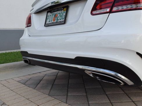 Used 2014 Mercedes-Benz E 350 4MATIC Sedan image 21