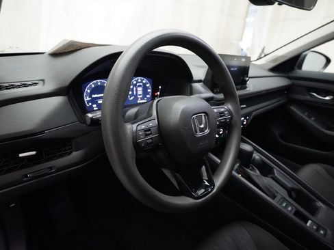 Certified 2023 Honda Accord EX image 8