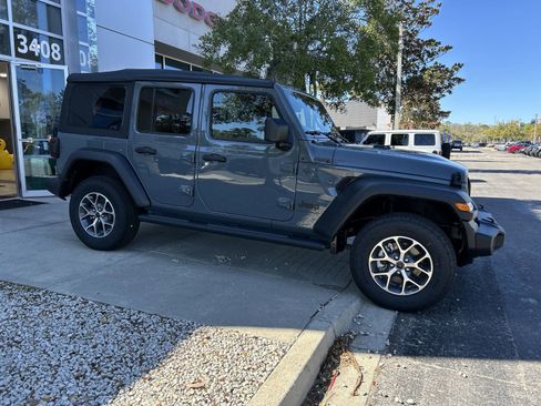 New 2025 Jeep Wrangler Sport S image 12