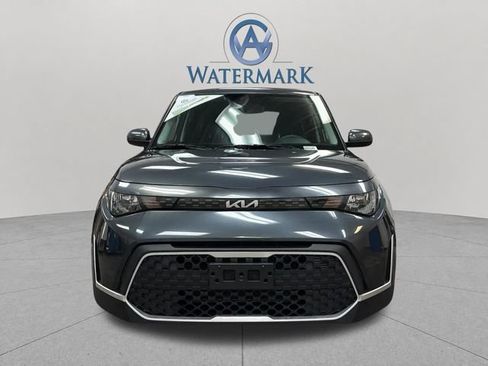 Used 2025 Kia Soul LX w/ LX Technology Package FWD image 9
