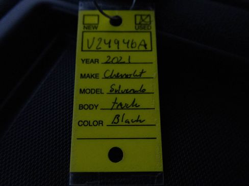 Used 2021 Chevrolet Silverado 1500 RST image 23