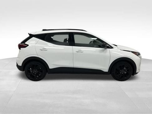 New 2027 Chevrolet Bolt RS FWD image 18
