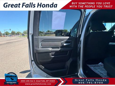 Used 2026 RAM 2500 Big Horn AWD/4WD image 20
