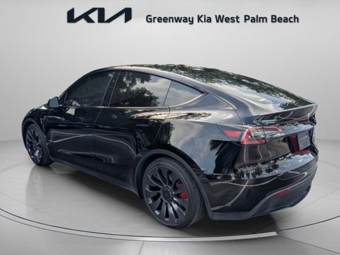 Used 2024 Tesla Model Y Performance AWD/4WD image 5