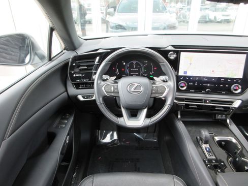 Used 2024 Lexus RX 350 w/ Technology Package image 32