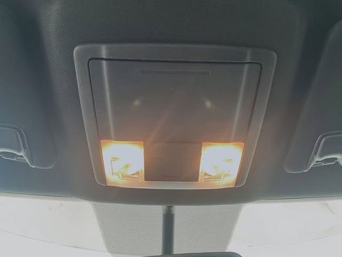 Used 2019 Ford Explorer XLT w/ Equipment Group 201A FWD image 20