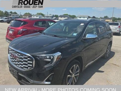 Used 2019 GMC Terrain Denali w/ LPO, 'HIT The Road' Package FWD image 1
