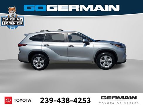 Used 2023 Toyota Highlander LE FWD image 8