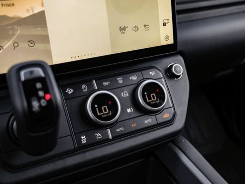 New 2026 Land Rover Defender 110 S AWD/4WD image 29