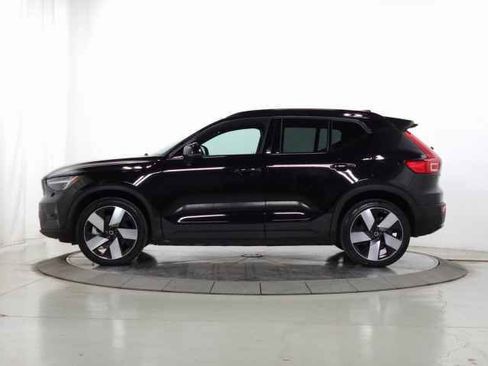 Certified 2023 Volvo XC40 Recharge Ultimate w/ Protection Package Premier image 5