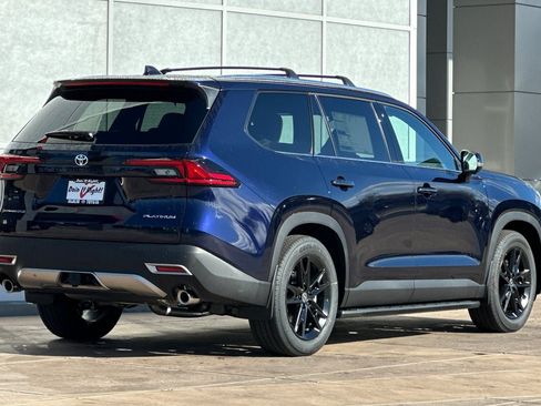 New 2026 Toyota Grand Highlander AWD Hybrid image 4