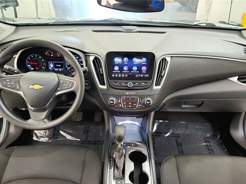 Used 2024 Chevrolet Malibu LT FWD image 34