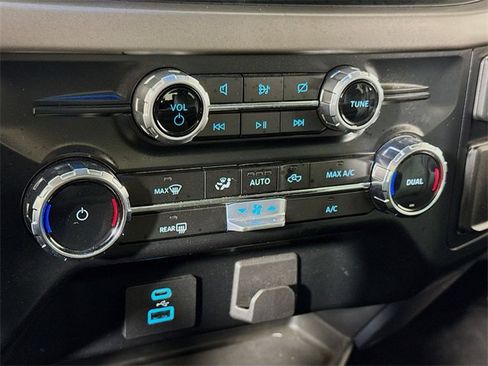 Used 2024 Ford F150 XLT image 14