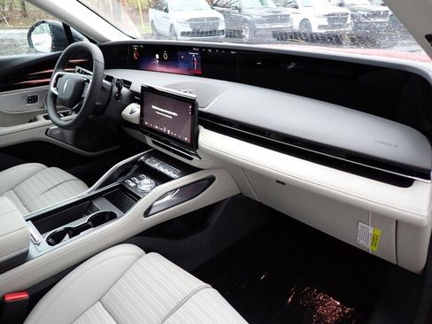 New 2026 Lincoln Nautilus Reserve image 12