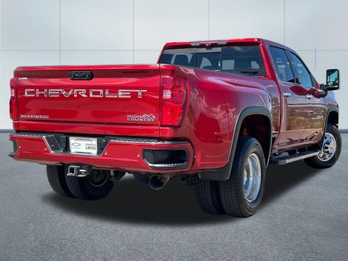 Used 2023 Chevrolet Silverado 3500 High Country w/ LPO, Hitch Package AWD/4WD image 2