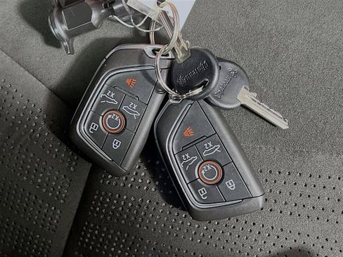 Used 2020 Chevrolet Corvette Stingray Premium Cpe w/ 3LT Preferred Equipment Group image 29