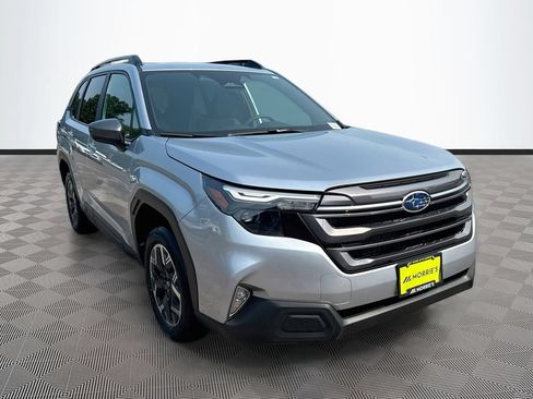 New 2026 Subaru Forester Premium AWD/4WD image 3