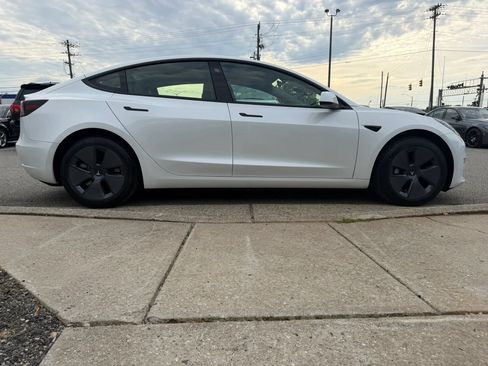 Used 2023 Tesla Model 3 Standard Range RWD image 22