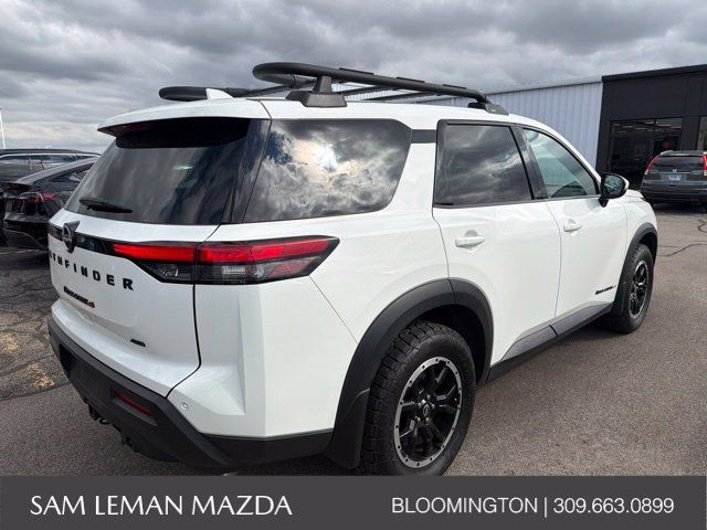 Used 2025 Nissan Pathfinder Rock Creek AWD/4WD image 11
