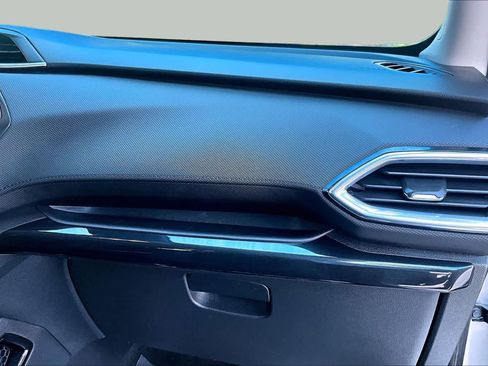 Used 2023 Chevrolet TrailBlazer LT FWD image 19