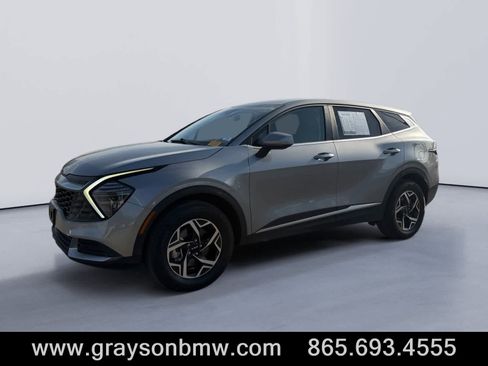 Used 2024 Kia Sportage LX image 7