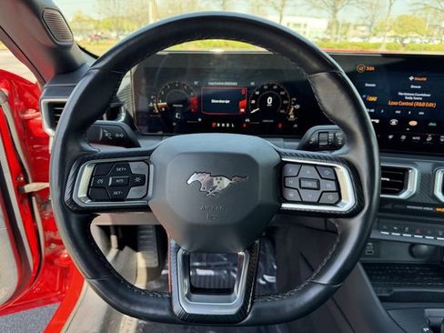 Used 2024 Ford Mustang Premium image 17