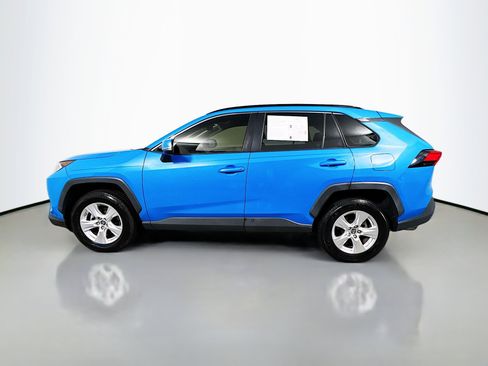 Used 2019 Toyota RAV4 XLE image 9