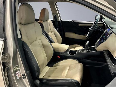 Used 2020 Subaru Outback Limited AWD/4WD image 23
