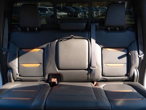 Used 2021 GMC Sierra 1500 AT4 w/ AT4 Premium Package image 12