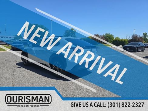 Used 2024 Subaru Solterra AWD/4WD image 6