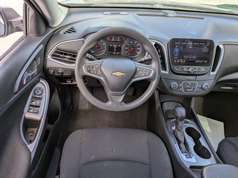 Used 2023 Chevrolet Malibu LS FWD image 15