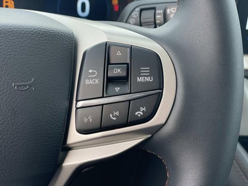 New 2026 Ford Explorer Active image 9