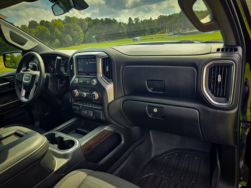 Used 2020 GMC Sierra 1500 Elevation w/ Elevation Value Package AWD/4WD image 37