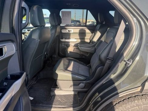 Used 2022 Ford Explorer Timberline w/ Timberline Technology Package AWD/4WD image 16