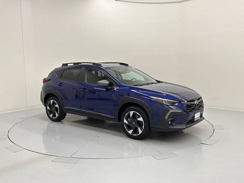 Used 2024 Subaru Crosstrek 2.5i Limited w/ Crosstrek Mirror Package AWD/4WD image 8