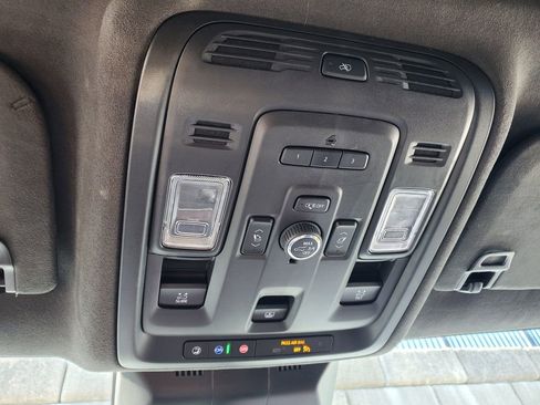 Used 2021 Cadillac Escalade Sport Platinum AWD/4WD image 34