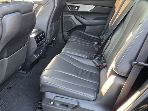 Used 2023 Acura MDX FWD w/ Technology Package image 11