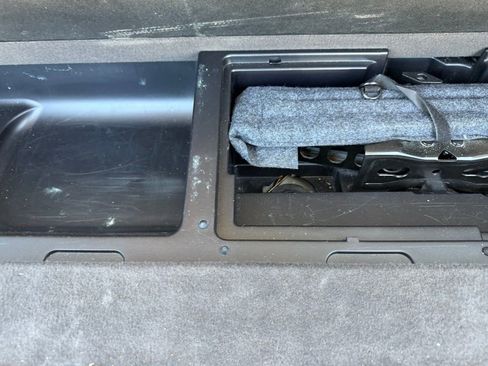 Used 2020 Ford Expedition Limited image 41