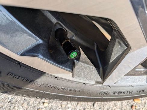 Used 2023 Hyundai Santa Fe Limited image 14