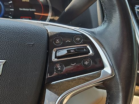 Used 2020 Cadillac Escalade ESV Luxury w/ LPO, Radiant Package AWD/4WD image 23