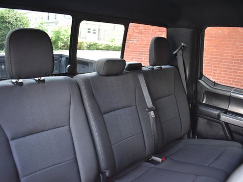 Used 2020 Ford F150 XLT w/ Equipment Group 302A Luxury AWD/4WD image 16