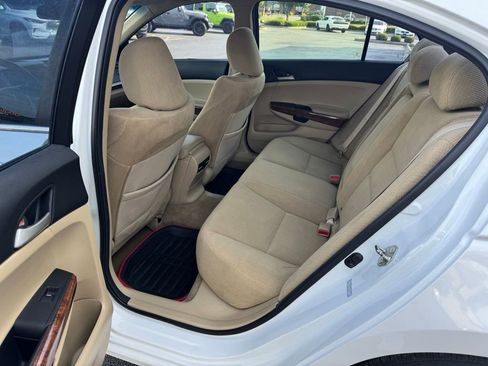 Used 2012 Honda Accord EX image 10