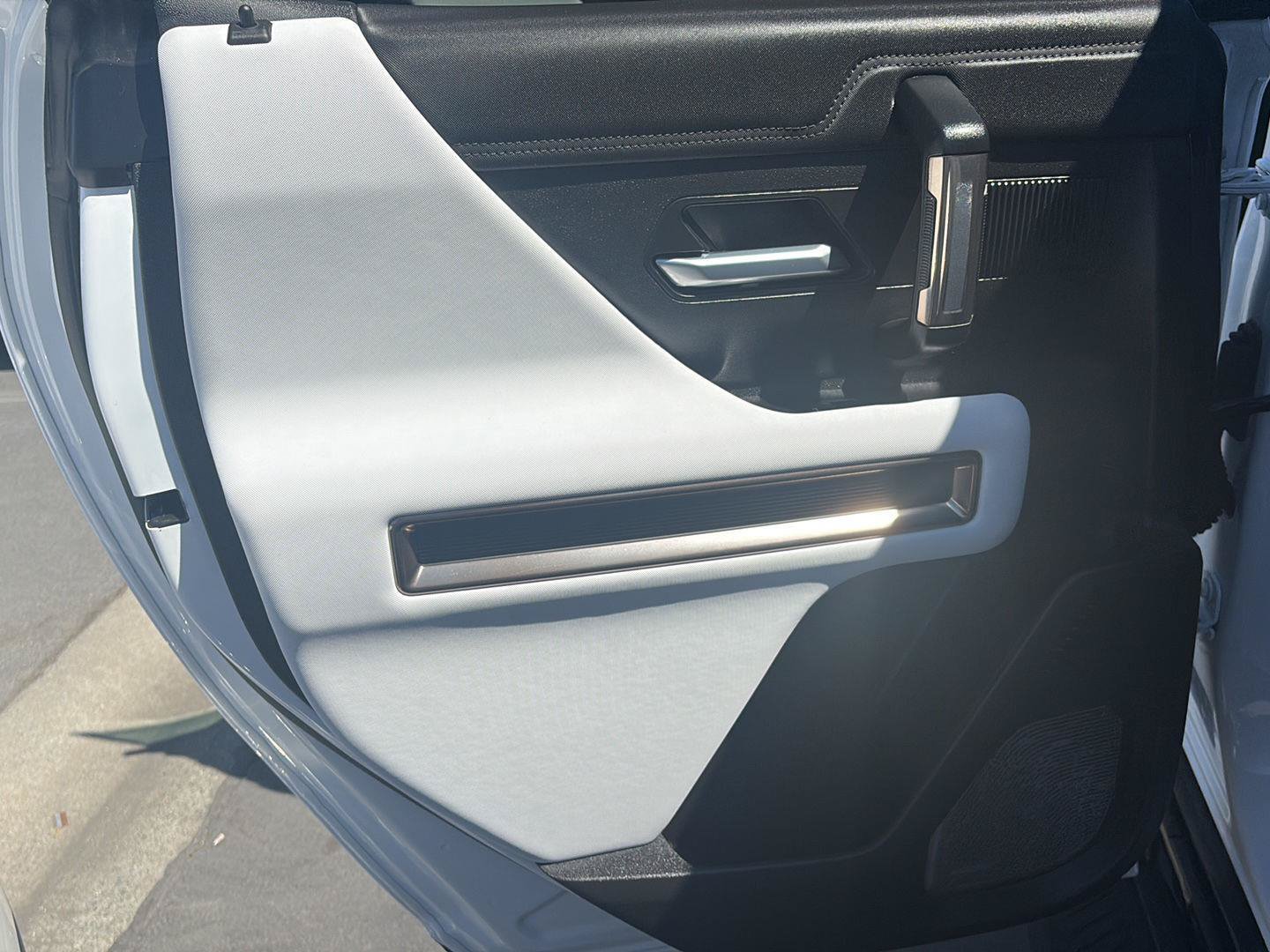 Used 2025 GMC Hummer EV 3X AWD/4WD image 31