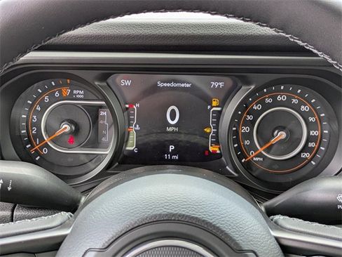 New 2025 Jeep Gladiator Sport image 30