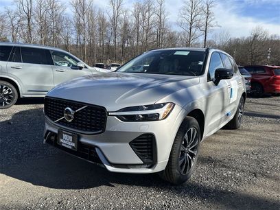 New 2025 Volvo XC60 B5 Core w/ Climate Package
