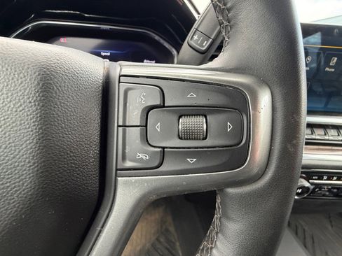 Used 2024 Chevrolet Silverado 1500 RST AWD/4WD image 16