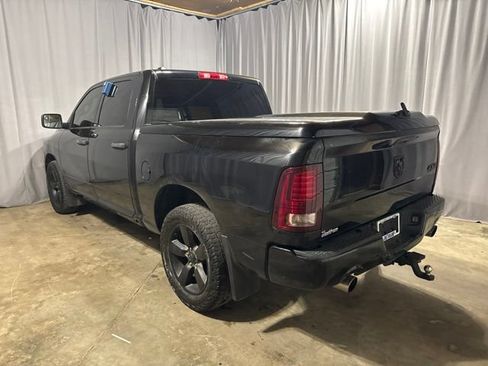 Used 2014 RAM 1500 Express w/ Black Ram 1500 Express Group AWD/4WD image 2