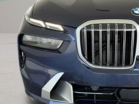 Used 2026 BMW X7 xDrive40i image 3