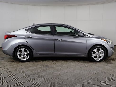 Used 2016 Hyundai Elantra Value Edition image 11